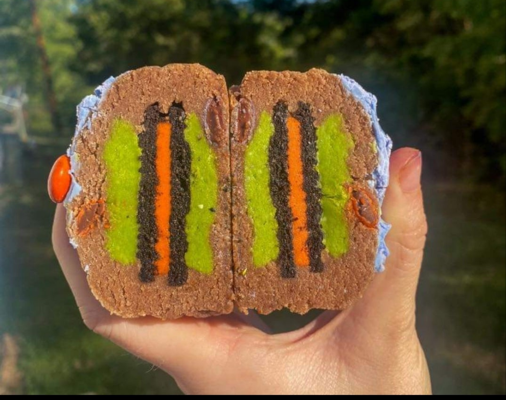 Hocus Pocus Stuffed Cookie
