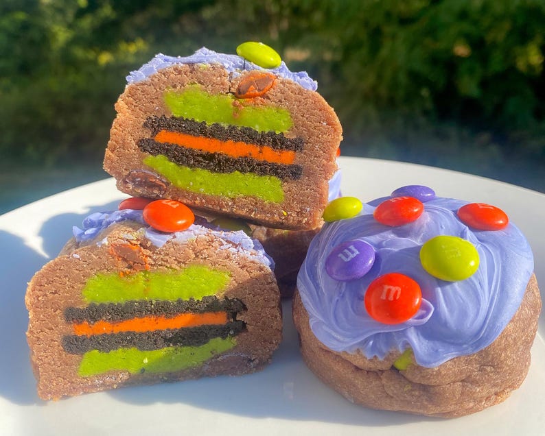 Hocus Pocus Stuffed Cookie