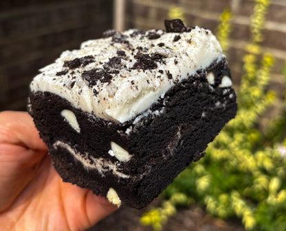 Cookies & Cream Cookie Bar