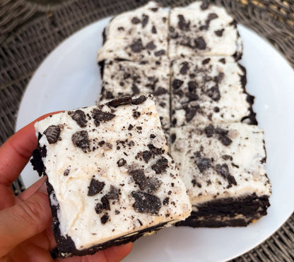 Cookies & Cream Cookie Bar